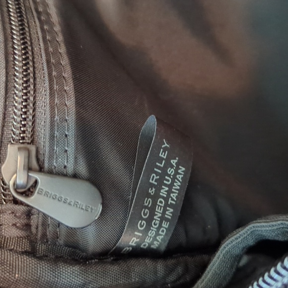 Briggs & Riley Black Backpack - Picture 11 of 16